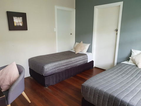 Backpackers In Paradise 18-35 Hostel - Schoolies Week Accommodation 5