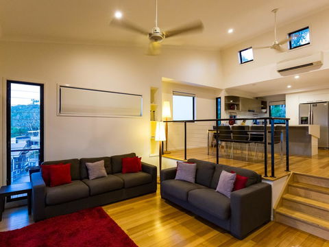 Shorelines - Schoolies Week Accommodation 20