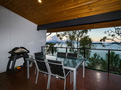 Shorelines - Schoolies Week Accommodation 26