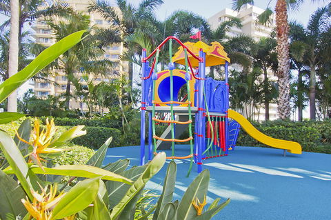 Mantra Towers Of Chevron - Schoolies Week Accommodation 8