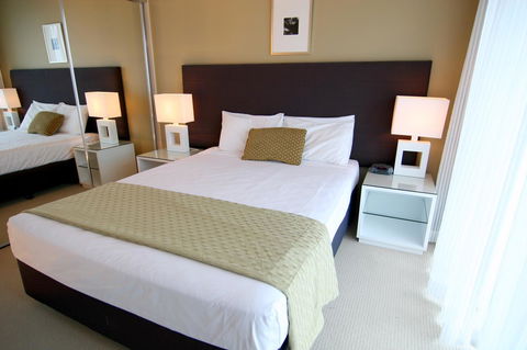 Mantra Towers Of Chevron - Schoolies Week Accommodation 14