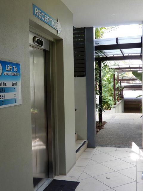 Sea Point On Trinity Beach - Schoolies Week Accommodation 27