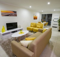 Direct Hotels - Breeze on Brightwater - Schoolies Week Accommodation