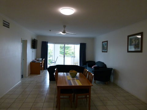 Madison Ocean Breeze Apartments - Schoolies Week Accommodation 26
