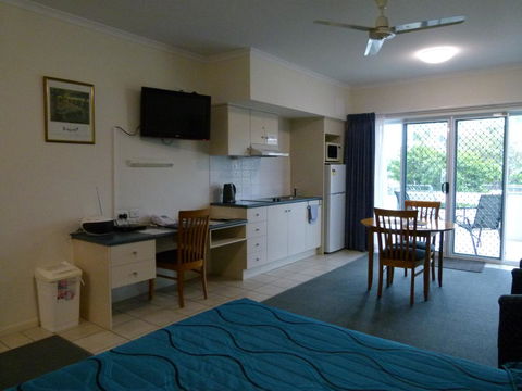 Madison Ocean Breeze Apartments - Schoolies Week Accommodation 22