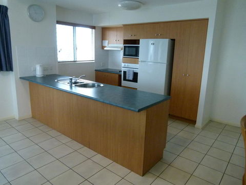 Madison Ocean Breeze Apartments - Schoolies Week Accommodation 24
