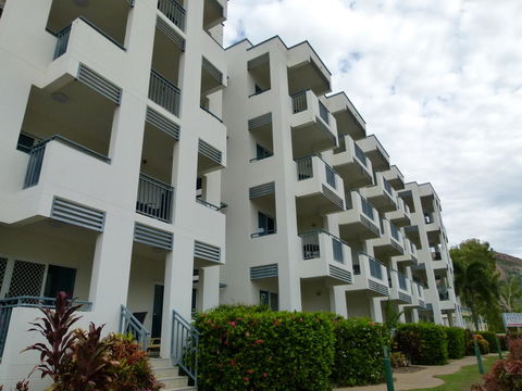 Madison Ocean Breeze Apartments - Schoolies Week Accommodation 7