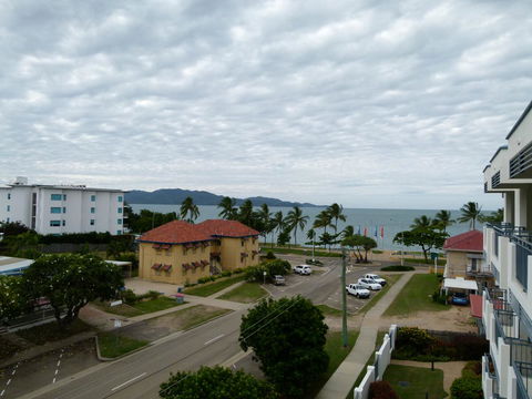 Madison Ocean Breeze Apartments - Schoolies Week Accommodation 39