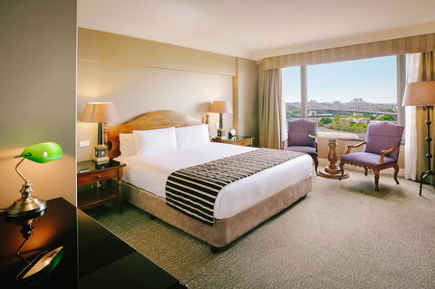 Stamford Plaza Brisbane - Schoolies Week Accommodation 9