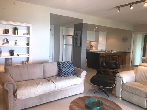 Proximity Waterfront Apartments - Schoolies Week Accommodation 5