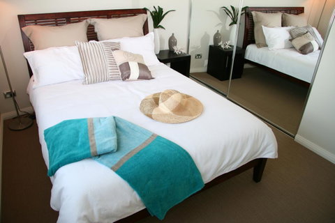 Proximity Waterfront Apartments - Schoolies Week Accommodation 33
