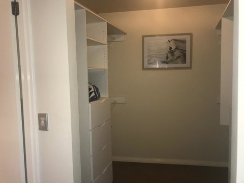 Proximity Waterfront Apartments - Schoolies Week Accommodation 3