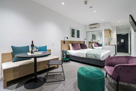 Quest Springfield Central - Schoolies Week Accommodation 2