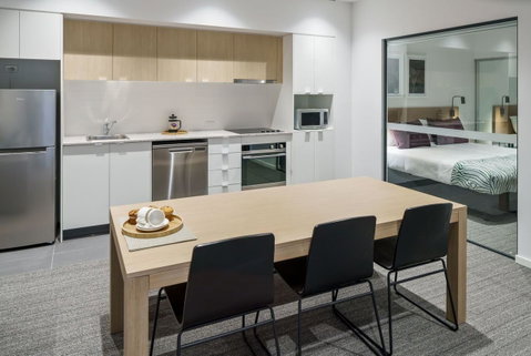 Quest Springfield Central - Schoolies Week Accommodation 5