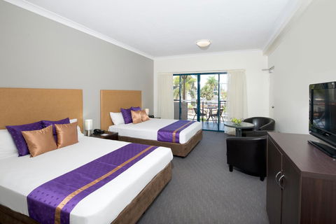 Park Regis Anchorage - Schoolies Week Accommodation 12