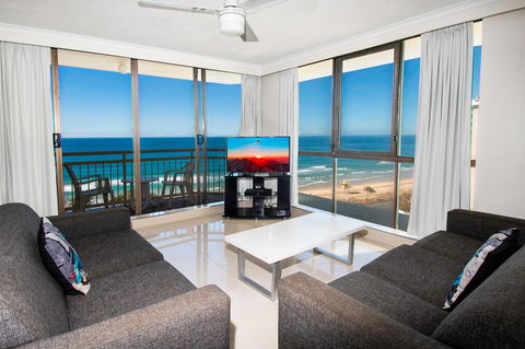 Seacrest Beachfront Apartments Surfers Paradise - Schoolies Week Accommodation 28
