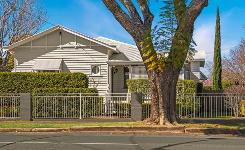 Frangipani House - Schoolies Week Accommodation 27