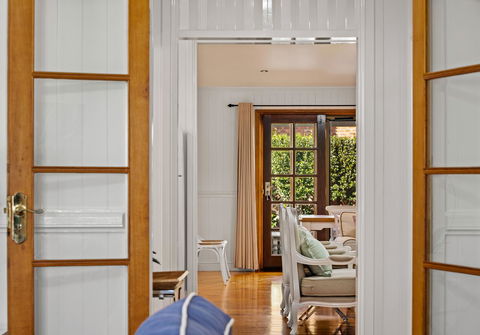 Frangipani House - Schoolies Week Accommodation 6