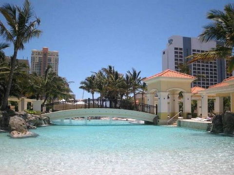 The Towers Of Chevron Renaissance - Holidays Gold Coast - Schoolies Week Accommodation 4