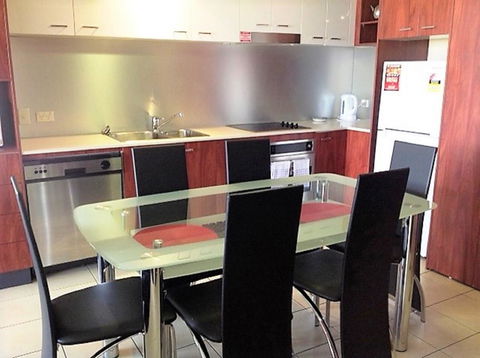 The Towers Of Chevron Renaissance - Holidays Gold Coast - Schoolies Week Accommodation 43