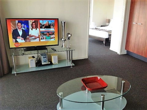 The Towers Of Chevron Renaissance - Holidays Gold Coast - Schoolies Week Accommodation 42