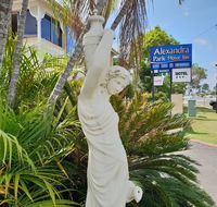 Alexandra Park Motor Inn - Schoolies Week Accommodation
