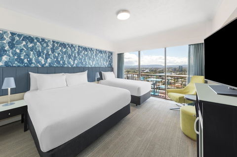 Vibe Hotel Gold Coast - Schoolies Week Accommodation 18