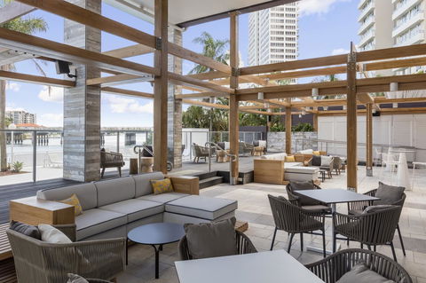 Vibe Hotel Gold Coast - Schoolies Week Accommodation 26