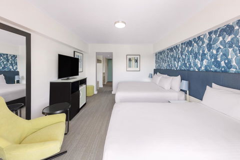 Vibe Hotel Gold Coast - Schoolies Week Accommodation 14