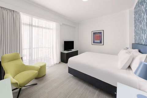 Vibe Hotel Gold Coast - Schoolies Week Accommodation 16