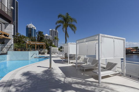 Vibe Hotel Gold Coast - Schoolies Week Accommodation 2
