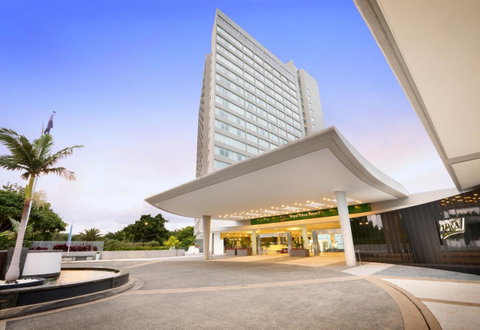 RACV Royal Pines Resort Gold Coast - Schoolies Week Accommodation 43