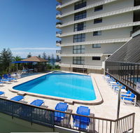 Gemini Court Holiday Apartments - Schoolies Week Accommodation