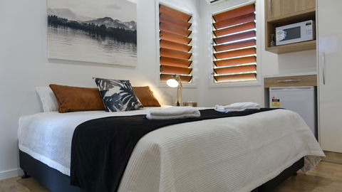 Blue Summit Hideaway - Schoolies Week Accommodation 44