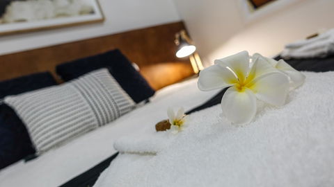 Blue Summit Hideaway - Schoolies Week Accommodation 39