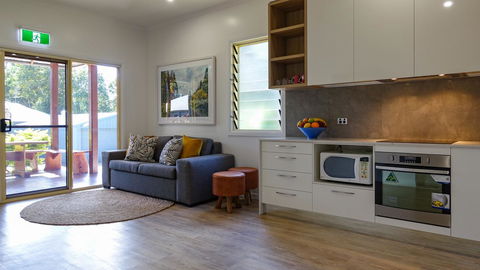 Blue Summit Hideaway - Schoolies Week Accommodation 36