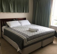 Burleigh Beach Tower - Schoolies Week Accommodation