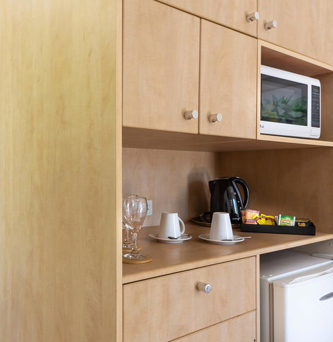 Anchor Motel Noosa - Schoolies Week Accommodation 4