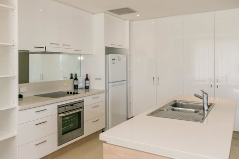 Grand Mercure Allegra Hervey Bay - Schoolies Week Accommodation 11