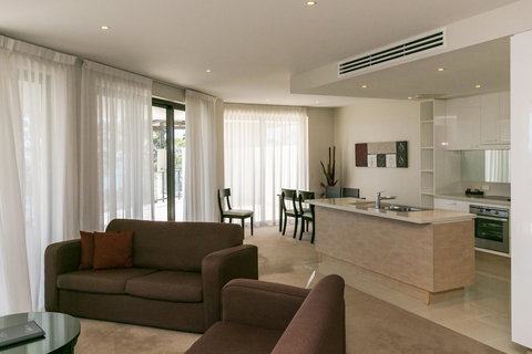 Grand Mercure Allegra Hervey Bay - Schoolies Week Accommodation 12