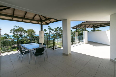 Grand Mercure Allegra Hervey Bay - Schoolies Week Accommodation 17