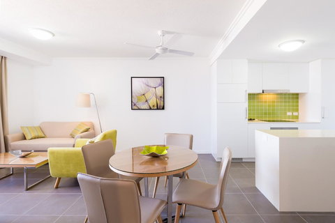 Pacific Sands Apartments Mackay - Schoolies Week Accommodation 3