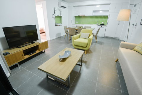 Pacific Sands Apartments Mackay - Schoolies Week Accommodation 37