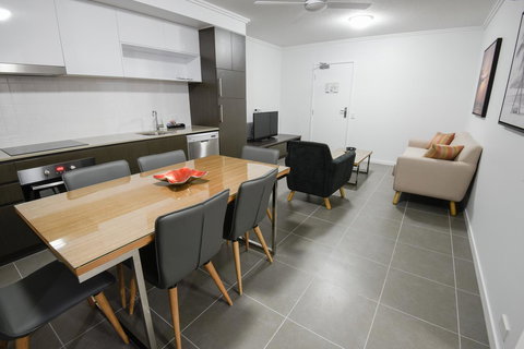 Pacific Sands Apartments Mackay - Schoolies Week Accommodation 31