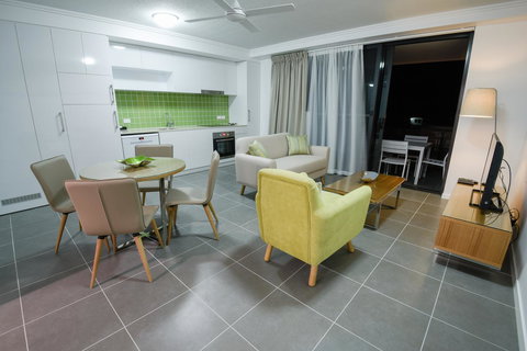 Pacific Sands Apartments Mackay - Schoolies Week Accommodation 15