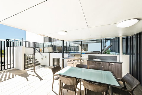 Pacific Sands Apartments Mackay - Schoolies Week Accommodation 6