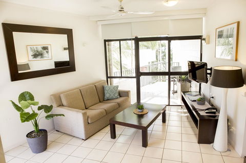Amaroo At Trinity - Schoolies Week Accommodation 31