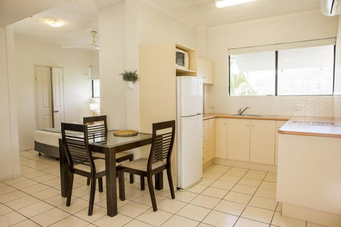 Amaroo At Trinity - Schoolies Week Accommodation 28