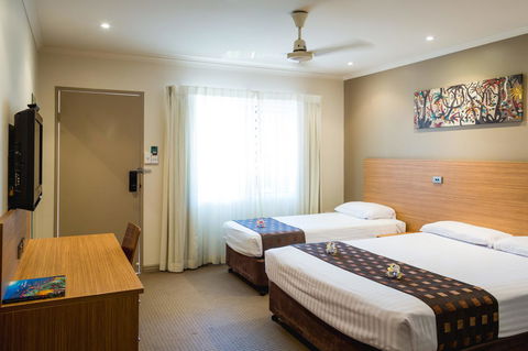 Cairns Colonial Club Resort - Schoolies Week Accommodation 37