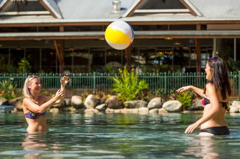 Cairns Colonial Club Resort - Schoolies Week Accommodation 18